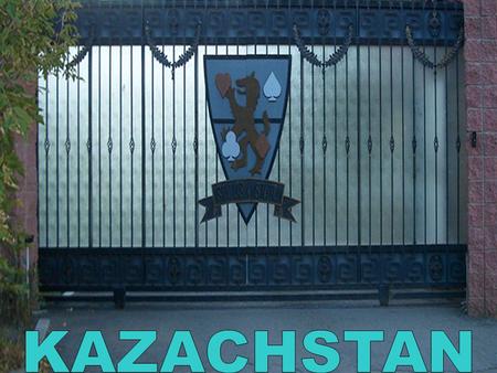 Kazachstan to republika. Na czele państwa stoi prezydent, wybierany w wyborach powszechnych. Od 1 grudnia 1991 jest nim Nursułtan Nazarbajew, a konstytucja.
