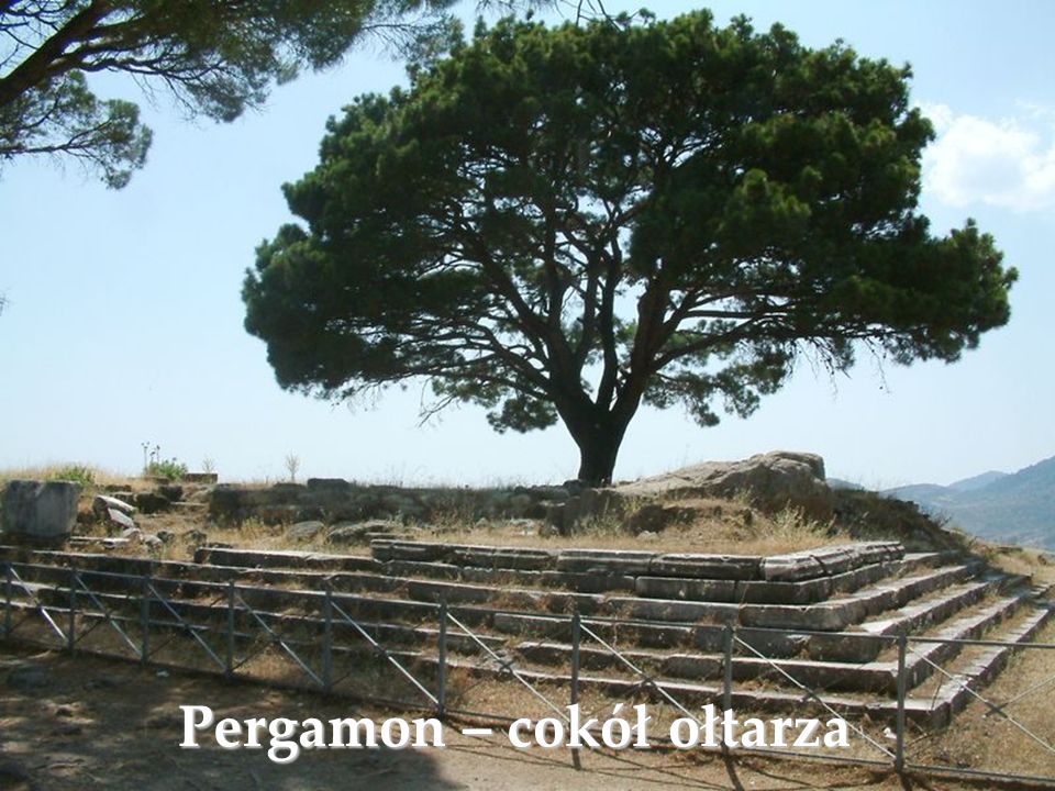 Pergamon – cokół ołtarza
