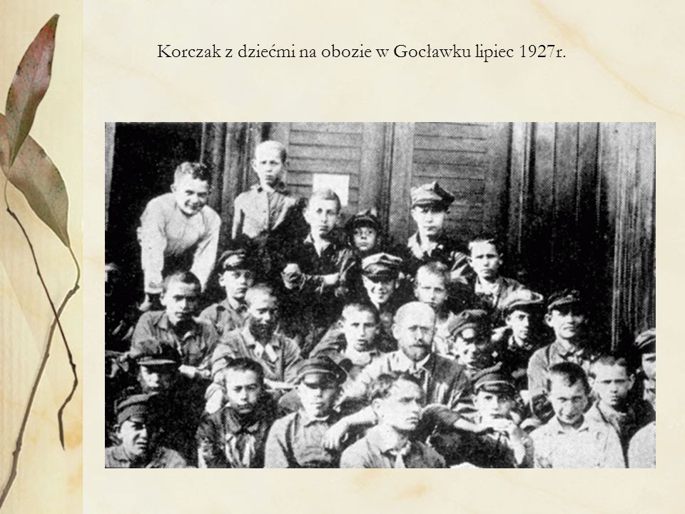 Korczak z dziećmi na obozie w Gocławku lipiec 1927r.