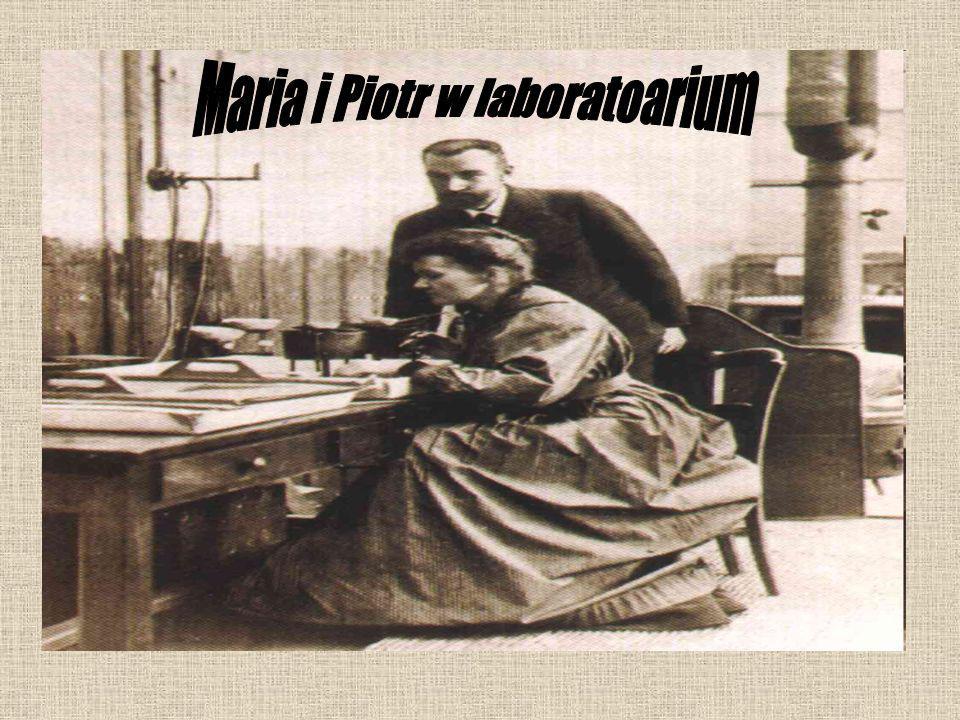 Maria i Piotr w laboratoarium