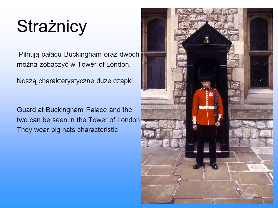 Strażnicy Pilnują pałacu Buckingham oraz dwóch